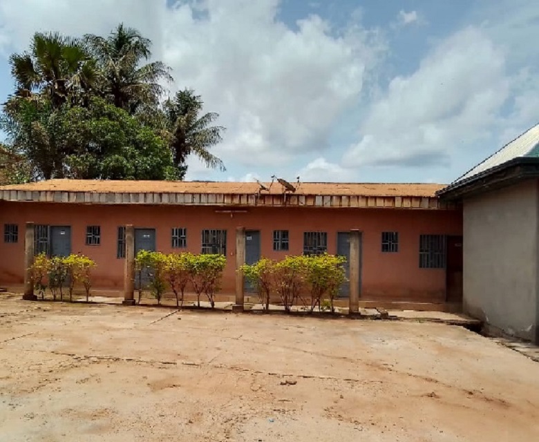 Hôtel Hollywood-Batouri